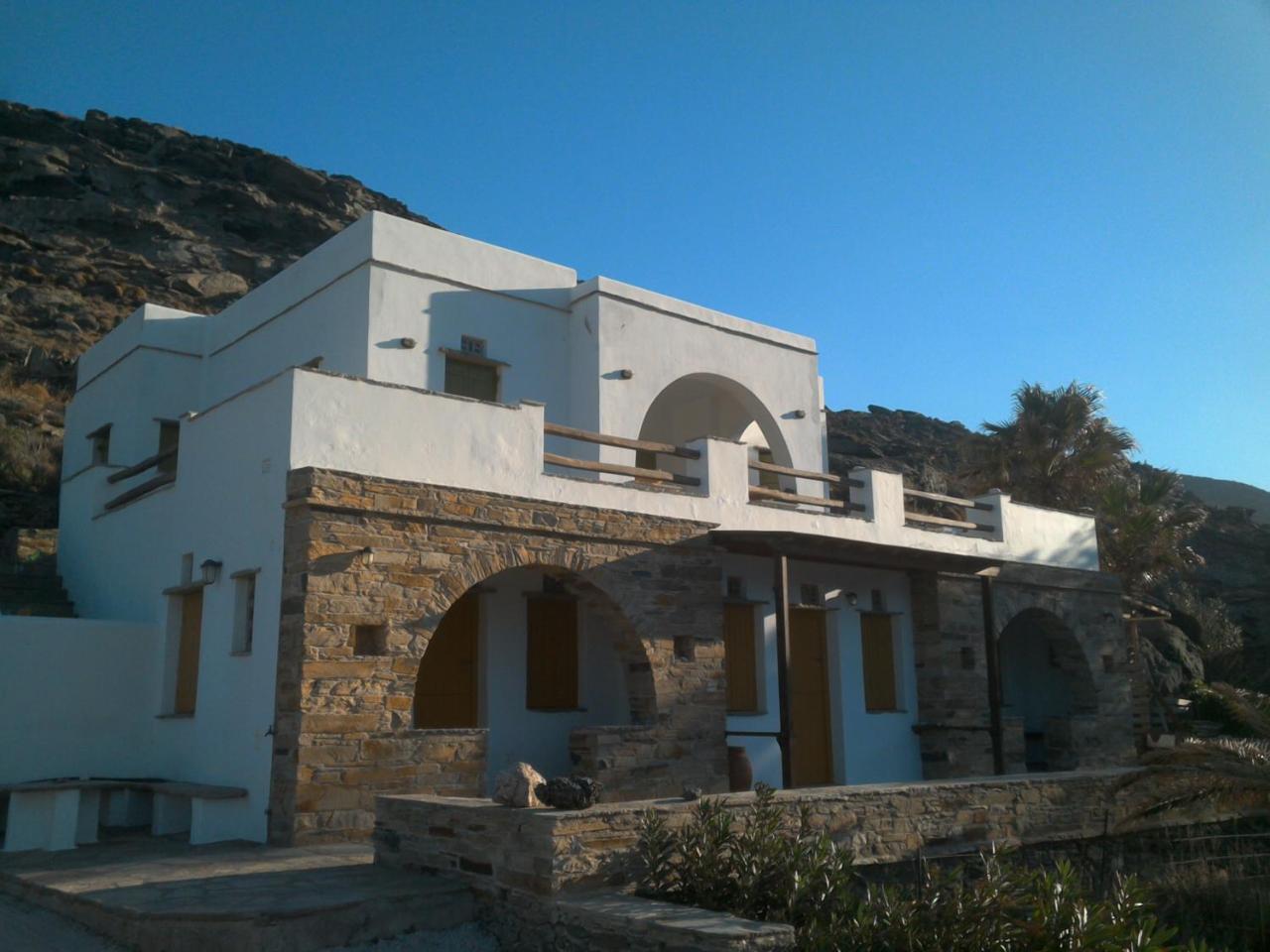 Parodosiako Diamerisma Rochari Platia  Luaran gambar